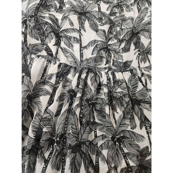 Torrid 3x Palm Tree Chiffon Tank - Picture 3 of 7